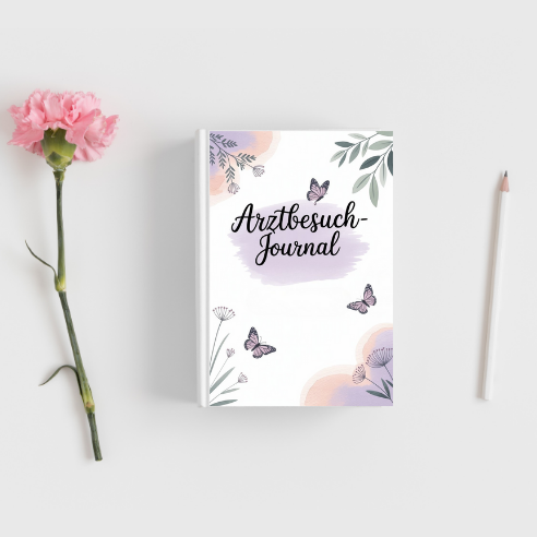 Arztbesuch-Journal in der Mitte, links rosa Blume, rechts ein Bleistift